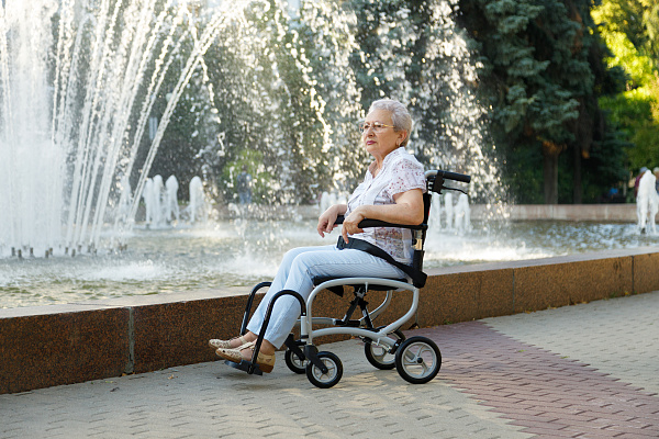 Уход за пожилым